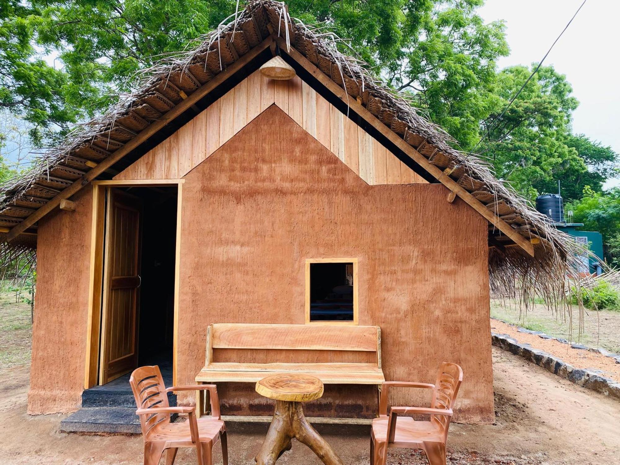 Yala Village Eco Tree House Tissamaharama Exterior photo