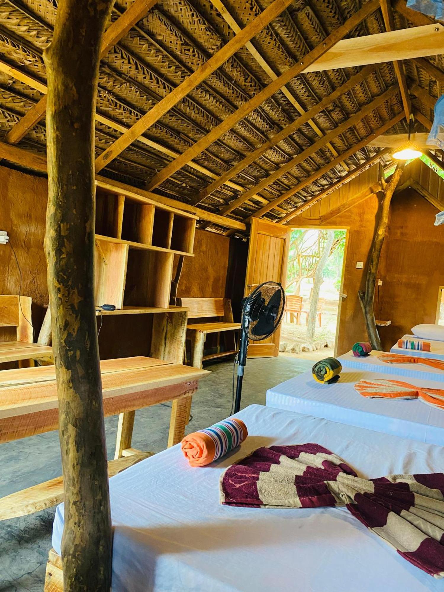 Yala Village Eco Tree House Tissamaharama Exterior photo