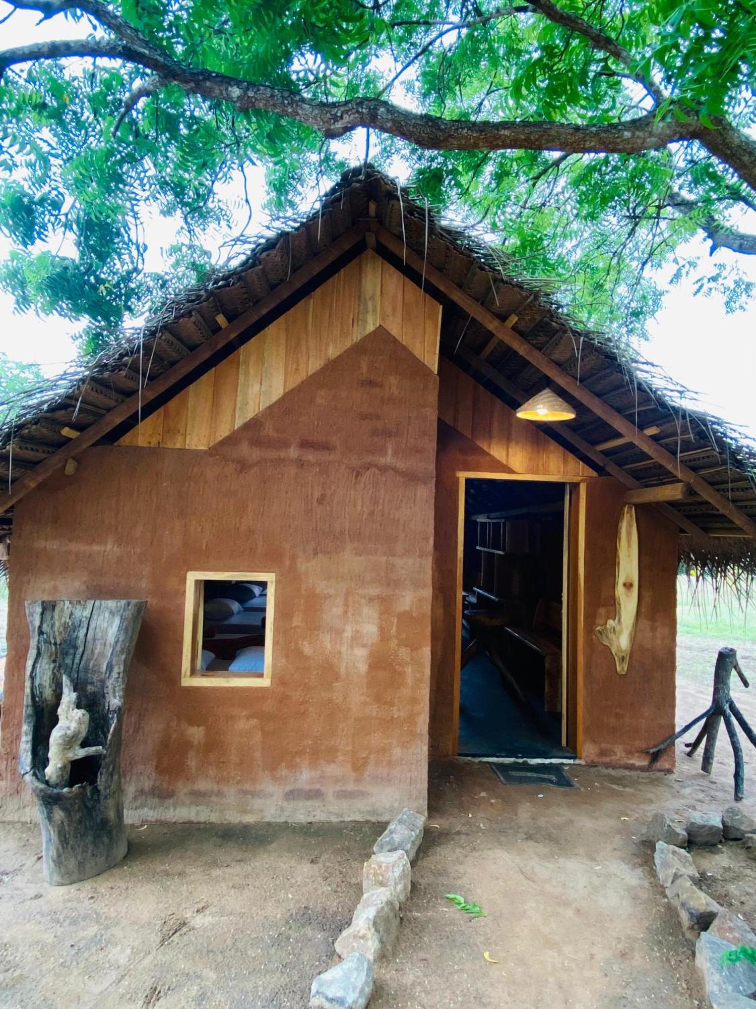 Yala Village Eco Tree House Tissamaharama Exterior photo